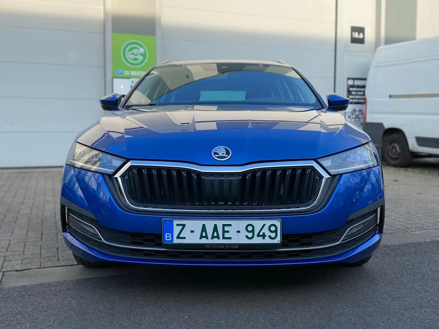 Skoda Octavia Hybride | LED | DAB | Sfeerverlichting | 230V-aans Blauw - 2