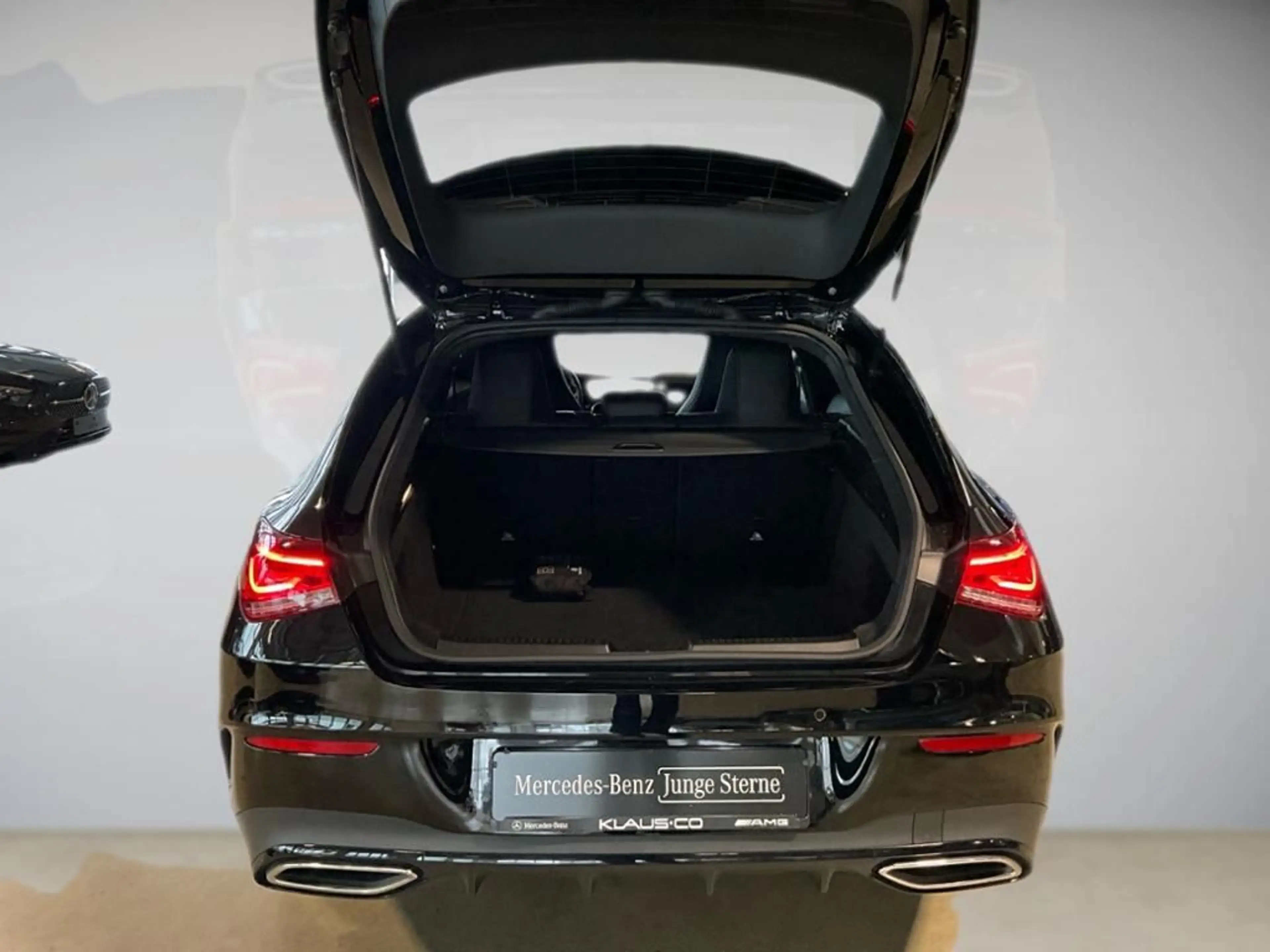 Mercedes-Benz CLA 220 CLA 220 d AMG Shooting Brake 360 ACC AUT Kam. LM — photo 10