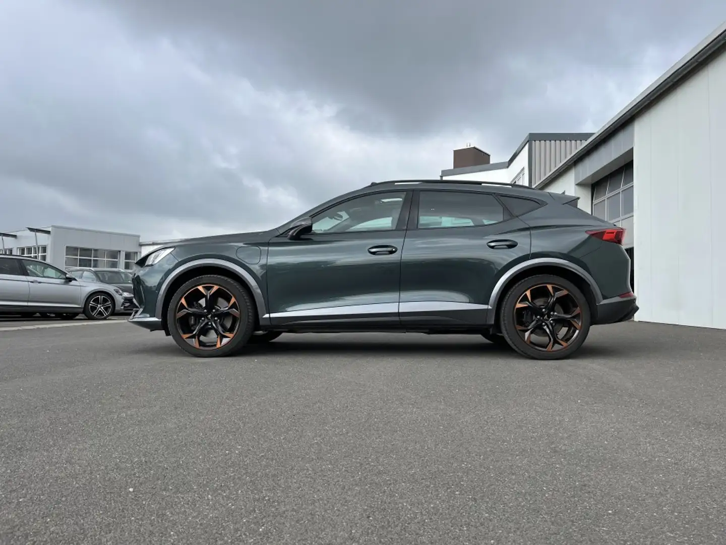 CUPRA Formentor 1.4 TSI e-Hybrid 188€ m. 20% Anzahlung AHK Panor Зелений - 2