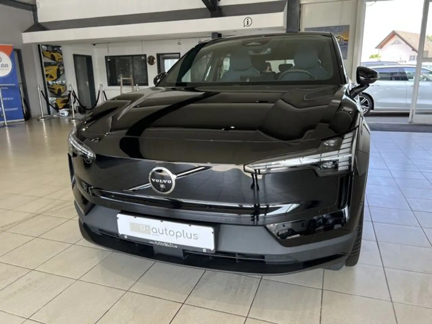 Volvo EX30 Ultra AWD Performance ACC BLIS Pano 360° Schwarz - 2