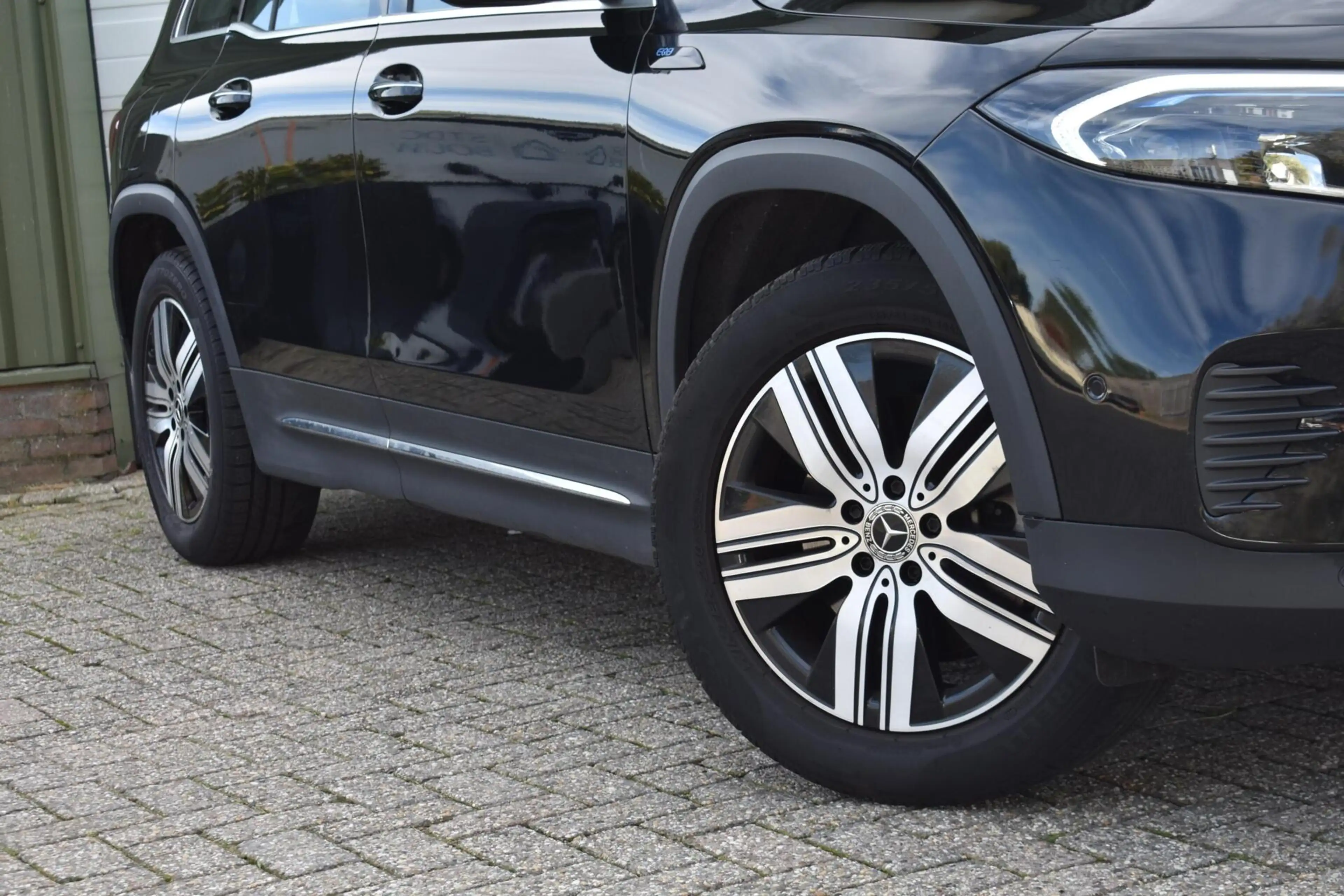 Mercedes-Benz EQB 250 Luxury Line 67 kWh | Sfeerverlichting | Camera | S — photo 7