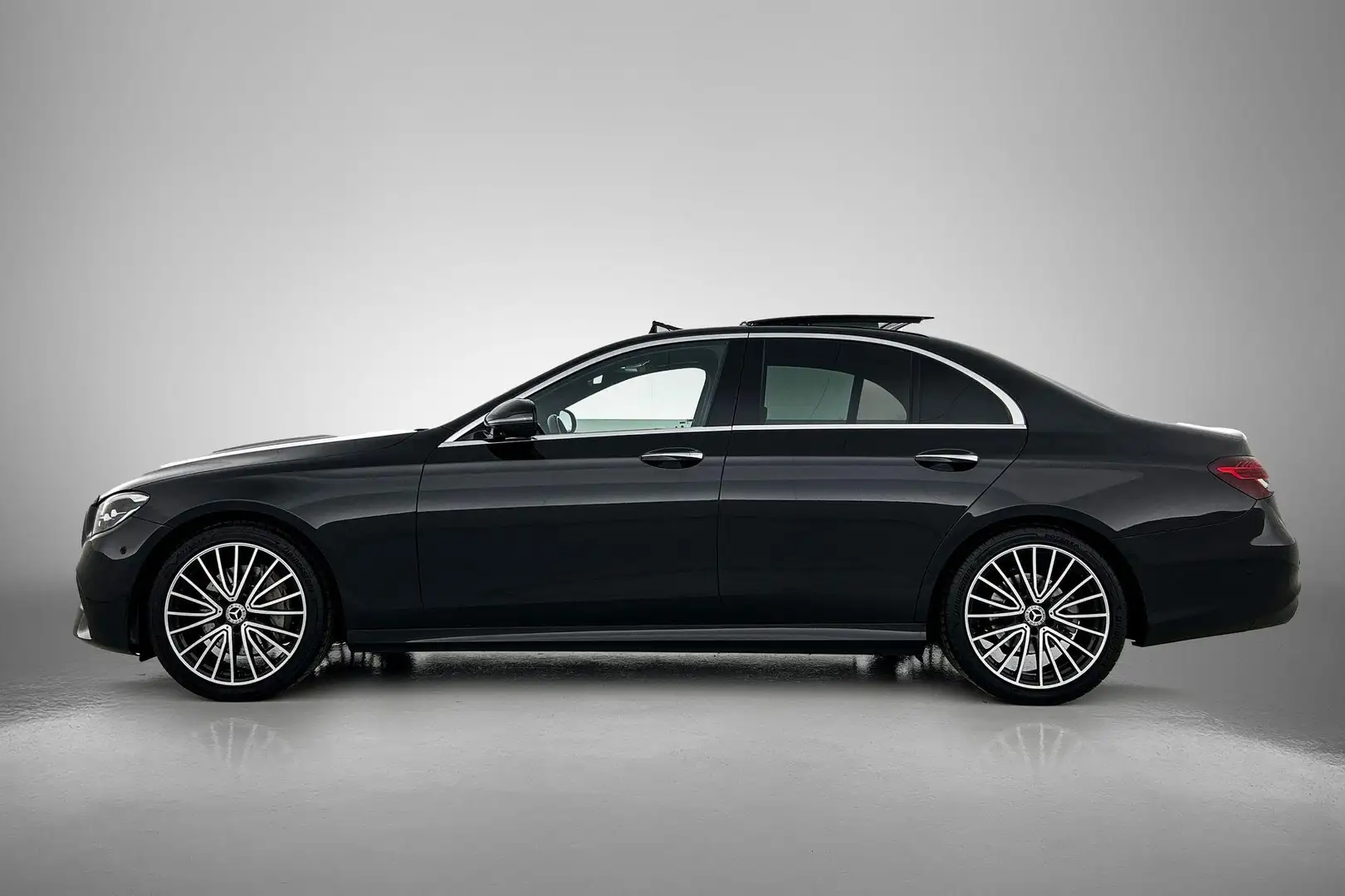 Mercedes-Benz E 200 E Limousine Automaat Business Solution AMG | Premi Zwart - 2