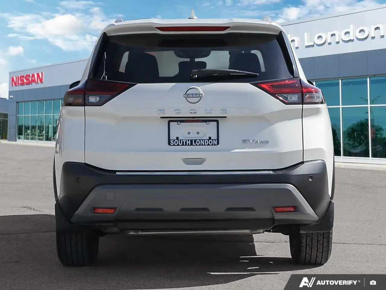 Nissan Rogue снимка Nissan Rogue