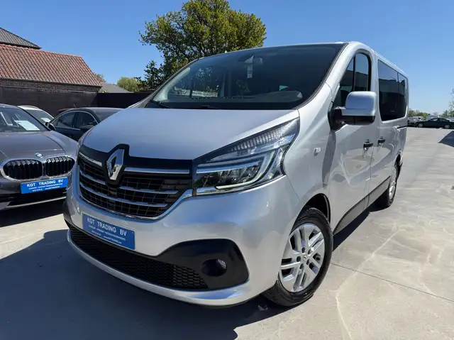Renault Trafic 2.0 DCI 145PK 8 ZETELS NAVIGATIE ZWART LEDER CAMERA CARPLAY FULL LED