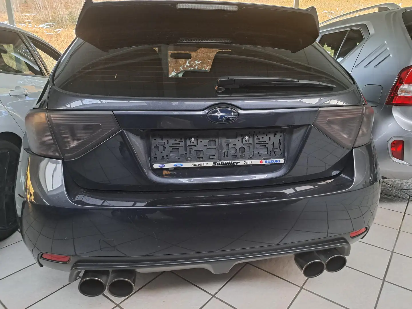 Subaru Impreza Impreza Hatchback WRX STI WRX STI Grau - 2
