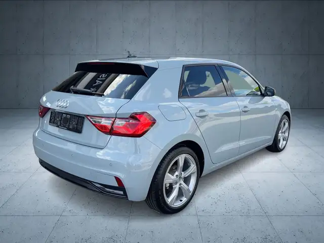 Audi A1 view 5