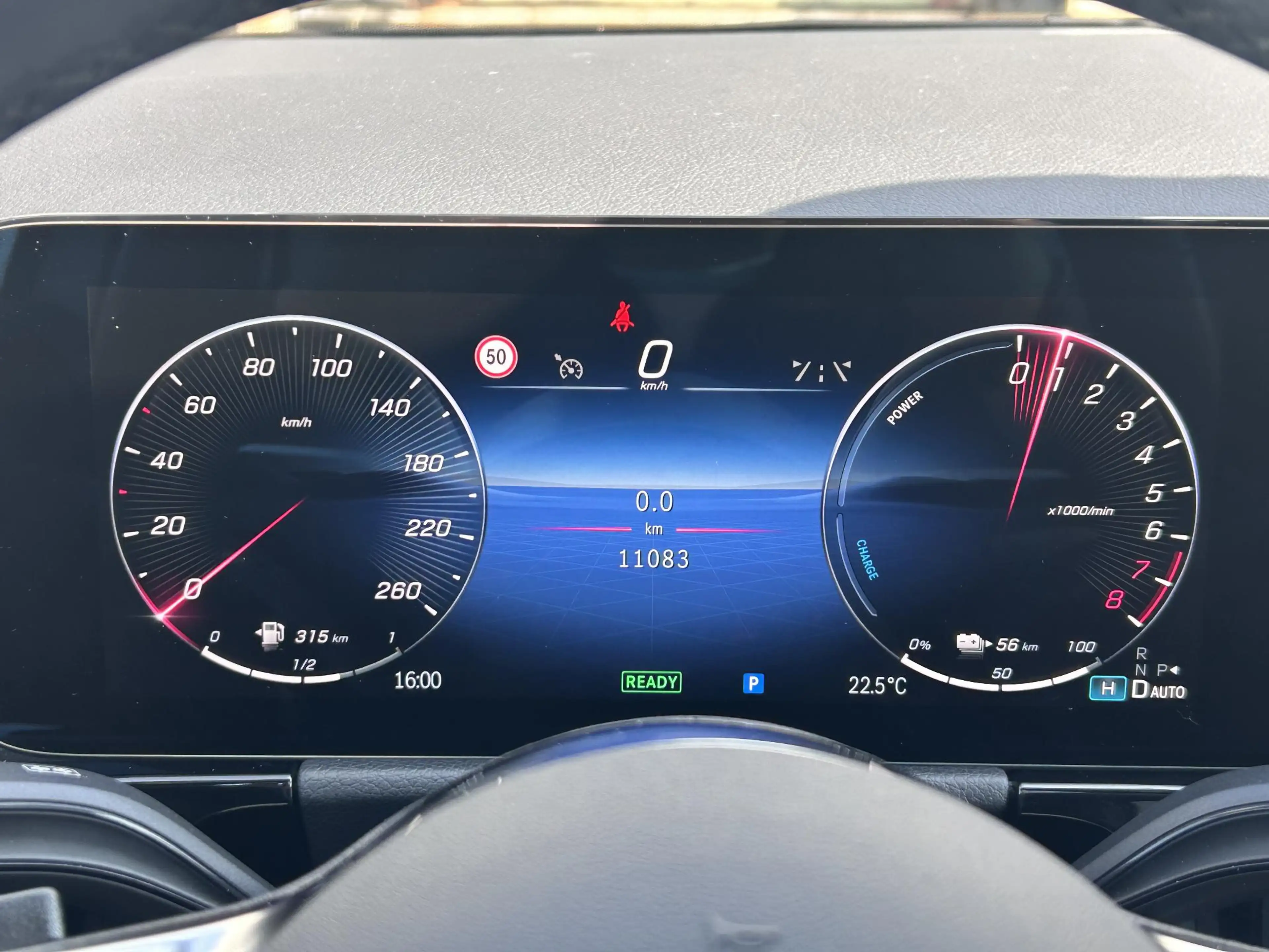 Mercedes-Benz B 250 e Luxury Line | Panoramadak | Trekhaak | Keyless E — photo 10