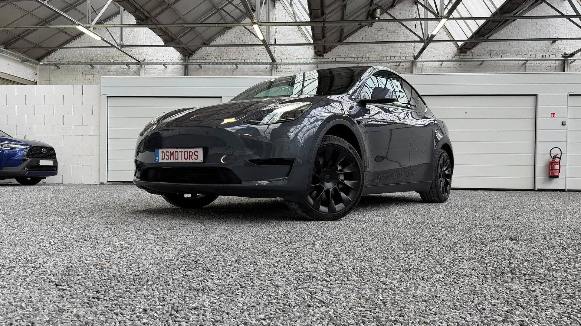 Tesla Model Y RWD | 20" Induction velgen | €26.355 excl. BTW! Grijs - 2