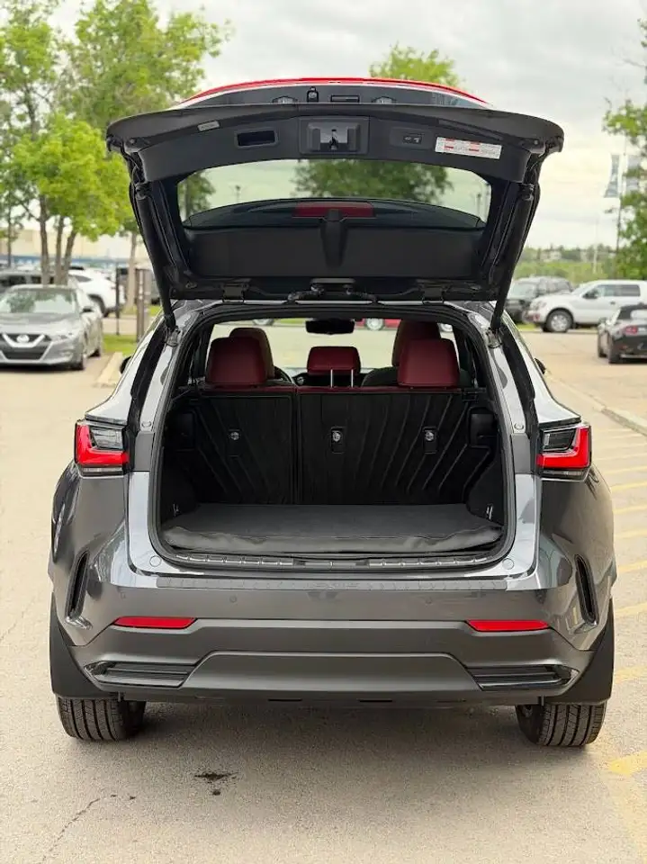 Lexus NX снимка Lexus NX