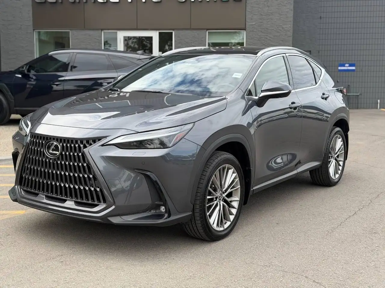 Lexus NX снимка Lexus NX