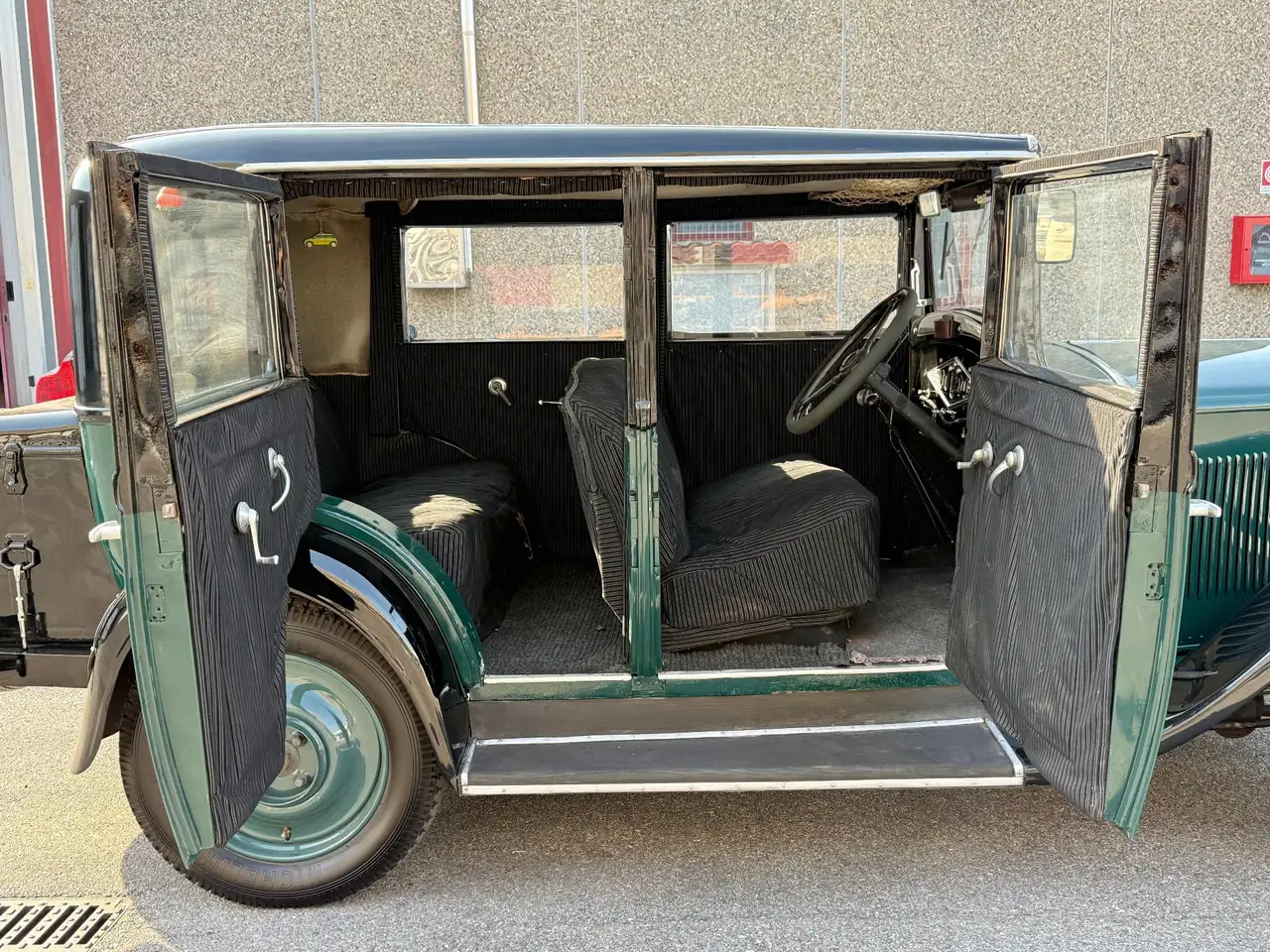 Renault Primaquatre KZ8, foto 12