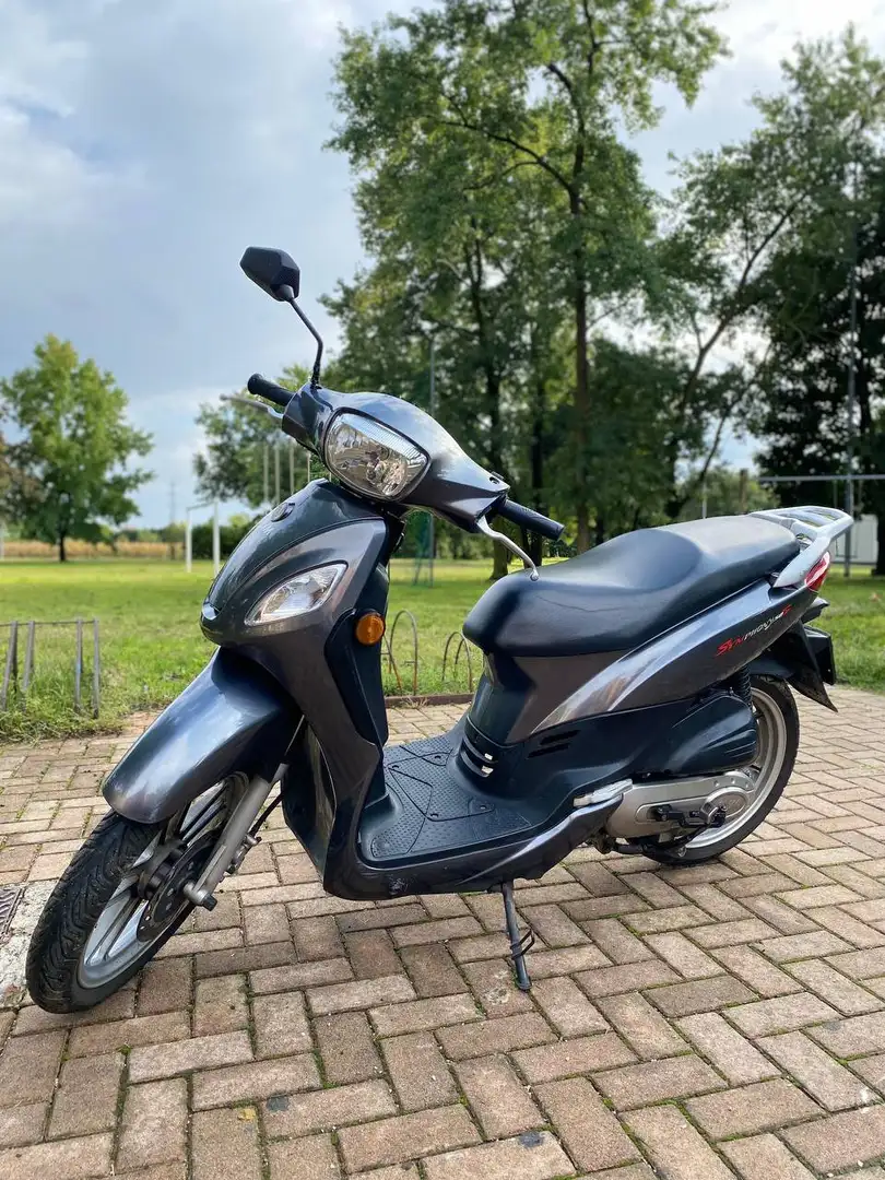 SYM Symphony 50 Srebrny - 1