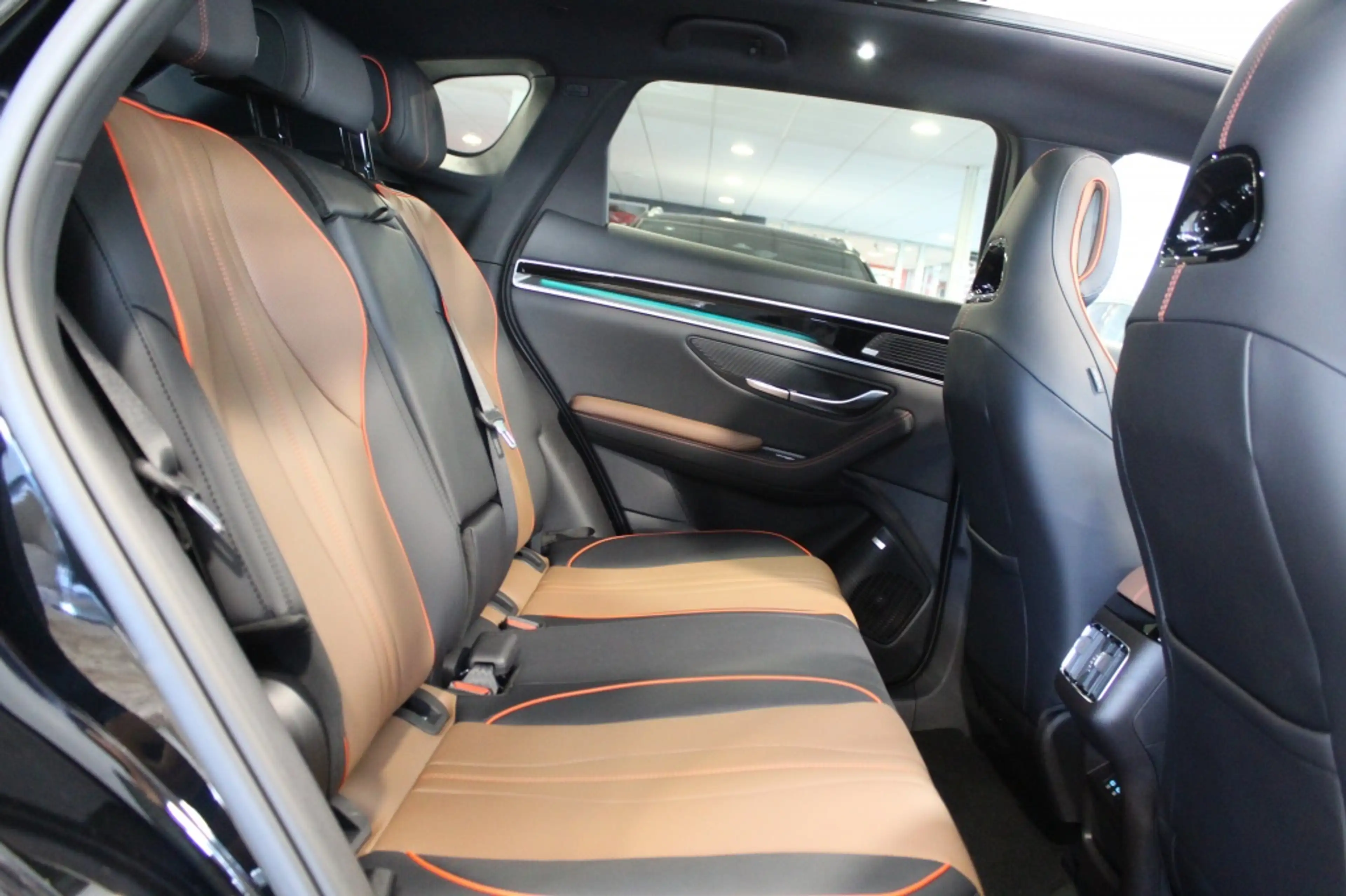 BYD Seal U 1.5 DM-i FWD Boost/CARPLAY/PANO/CAMERA — photo 5