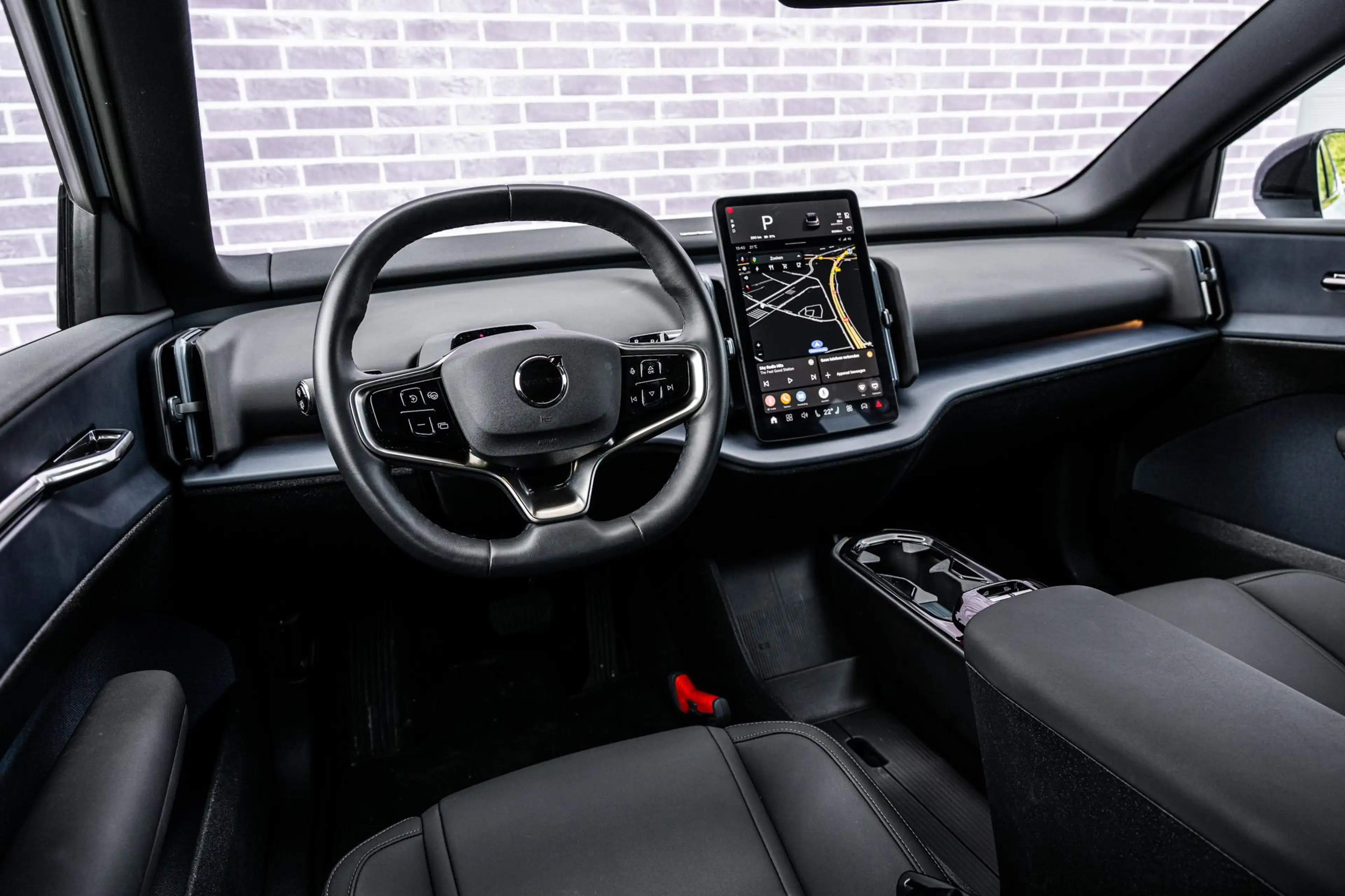 Volvo EX30 Single Motor Extended Range Plus 69 kWh | Stoel en — photo 10