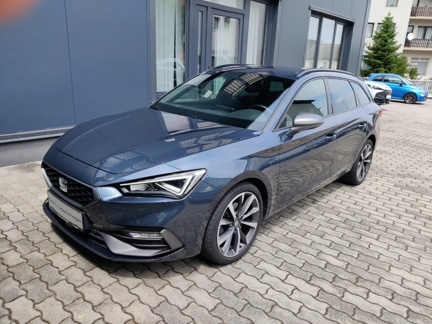 SEAT Leon Kombi FR 1.5 TSI, Anhängevorr. Beats Audio Grijs - 1
