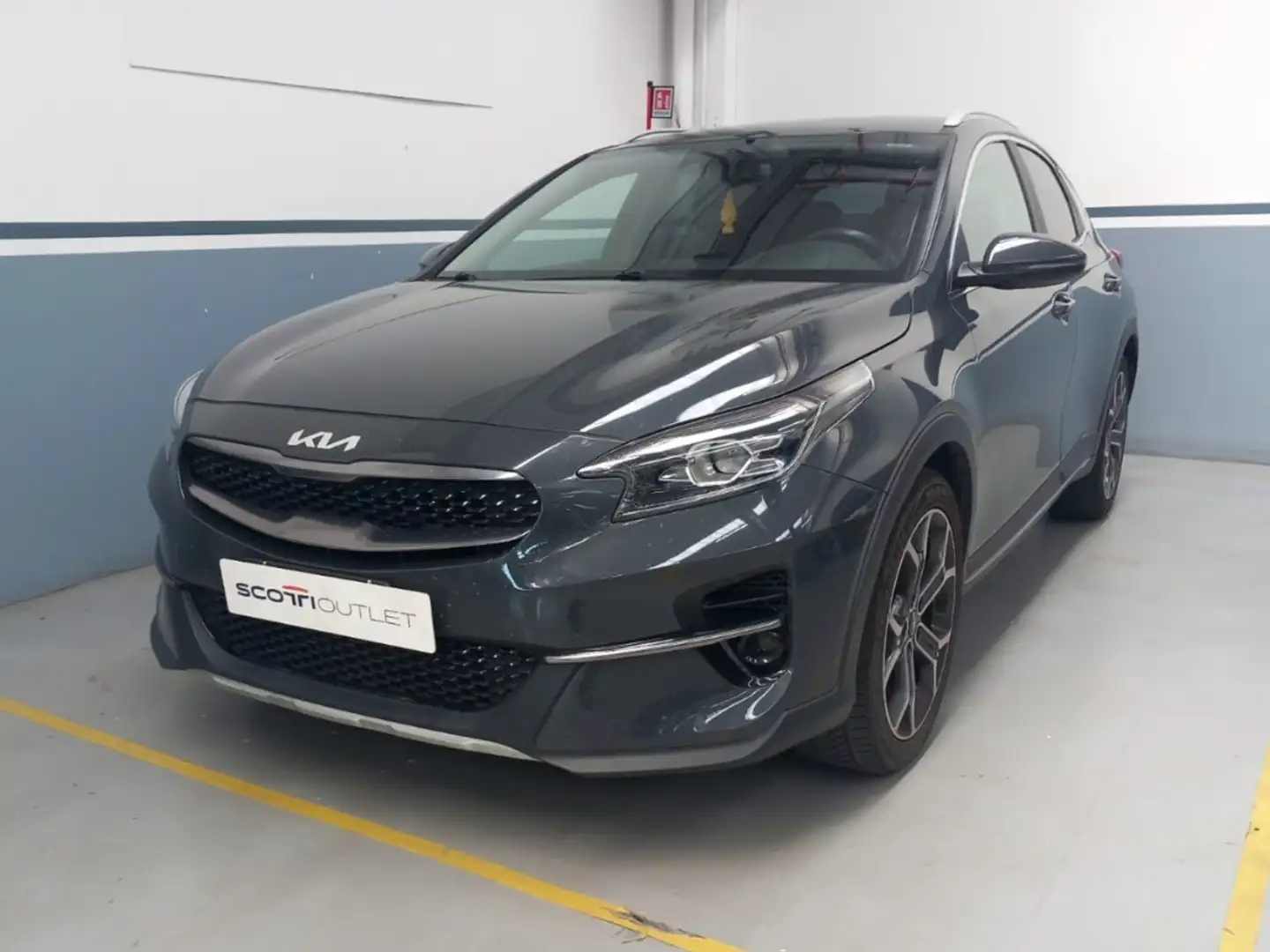 Kia XCeed 1.0 T-GDi Business Gris - 1