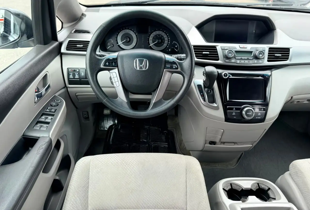 Honda Odyssey fotografie Honda Odyssey