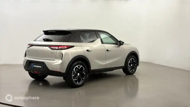 DS Automobiles DS 3 Crossback view 5