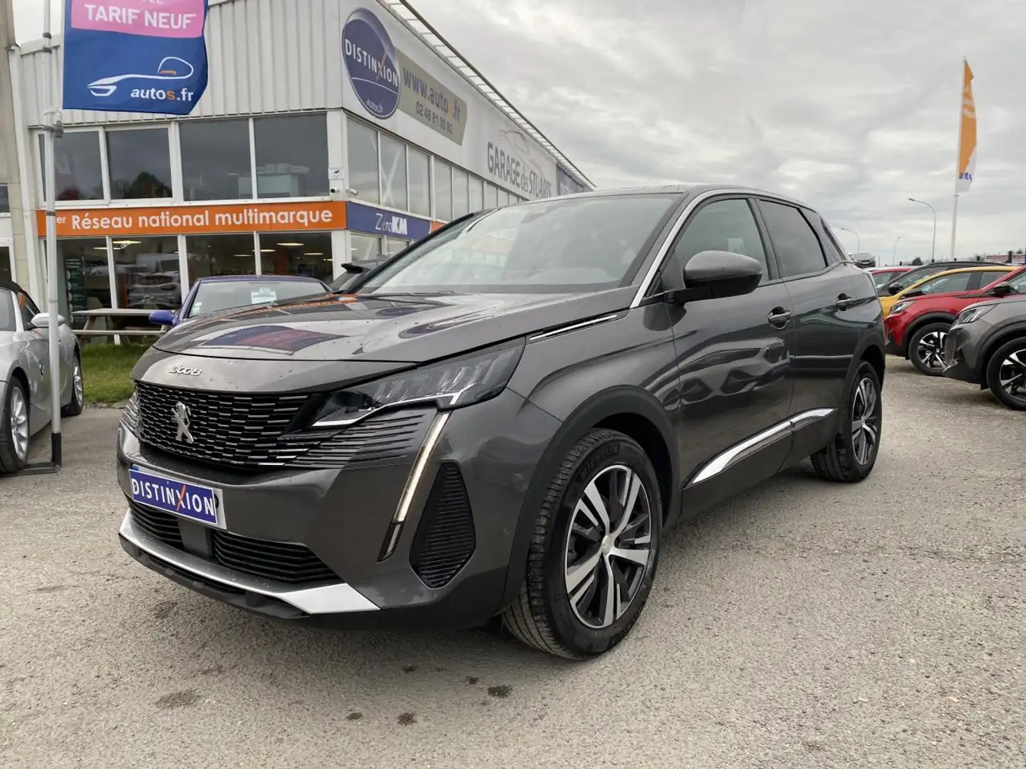 Peugeot 3008 1.2i 12V S\u0026S - 130  Allure - Caméra de Recul  + GPS Grau - 1