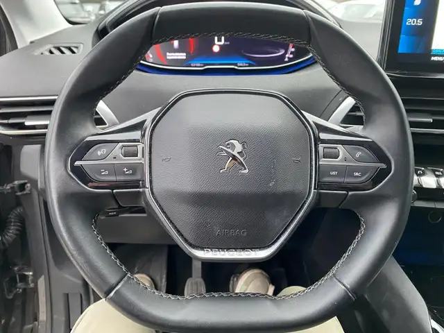 Peugeot 3008 view 8