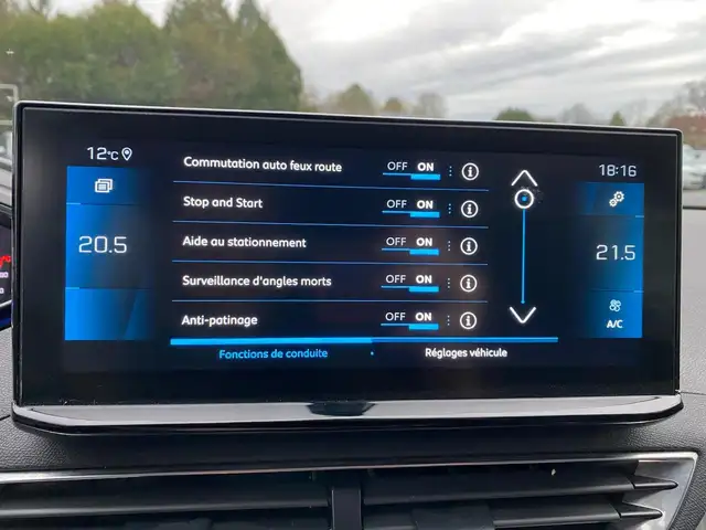 Peugeot 3008 view 13