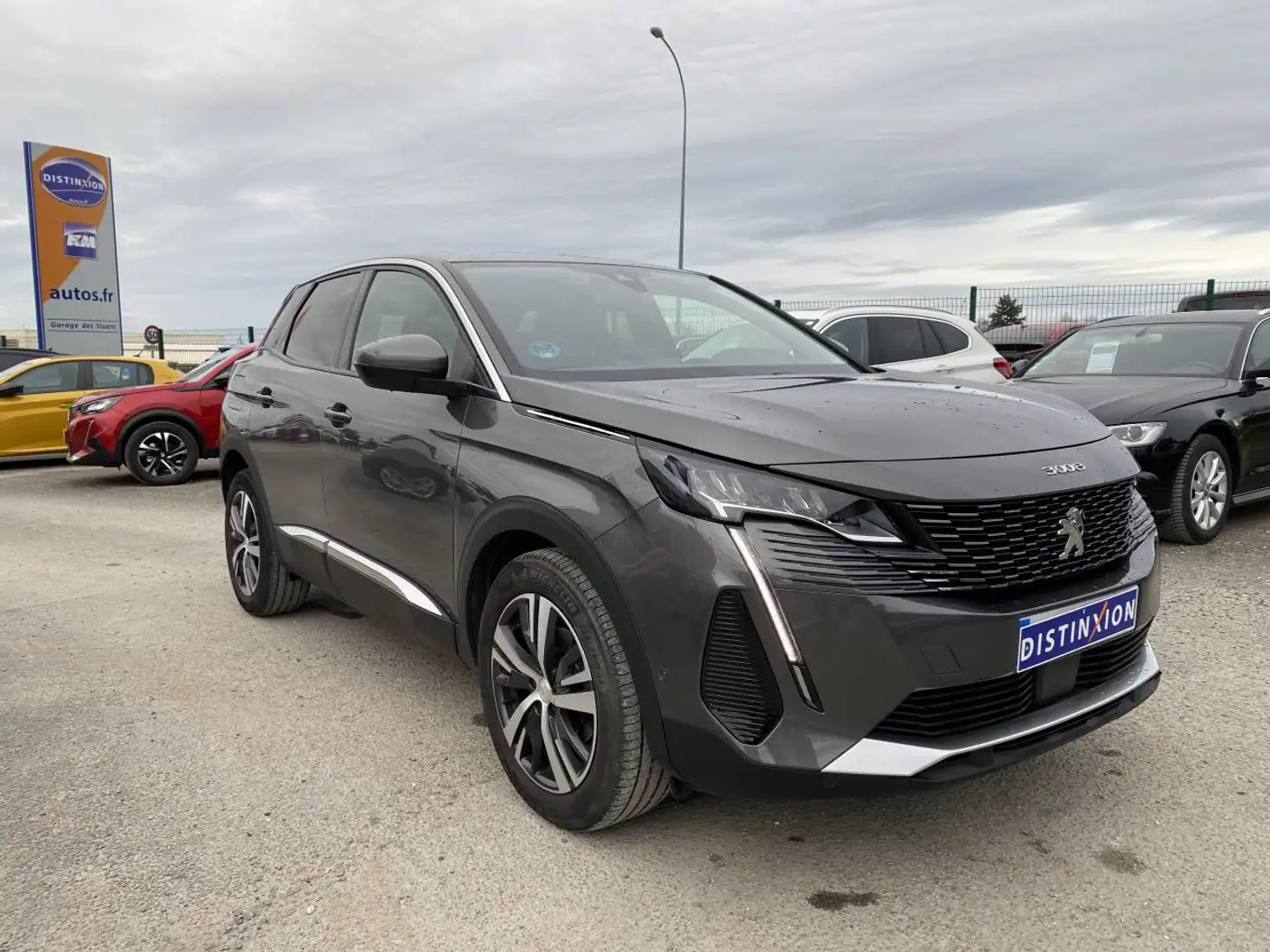 Peugeot 3008 1.2i PureTech 12V S\u0026S - 130  Allure - Caméra  Gris - 2