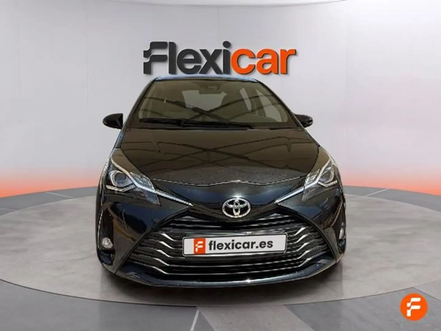 Toyota Yaris 1.5 Active Negro - 2