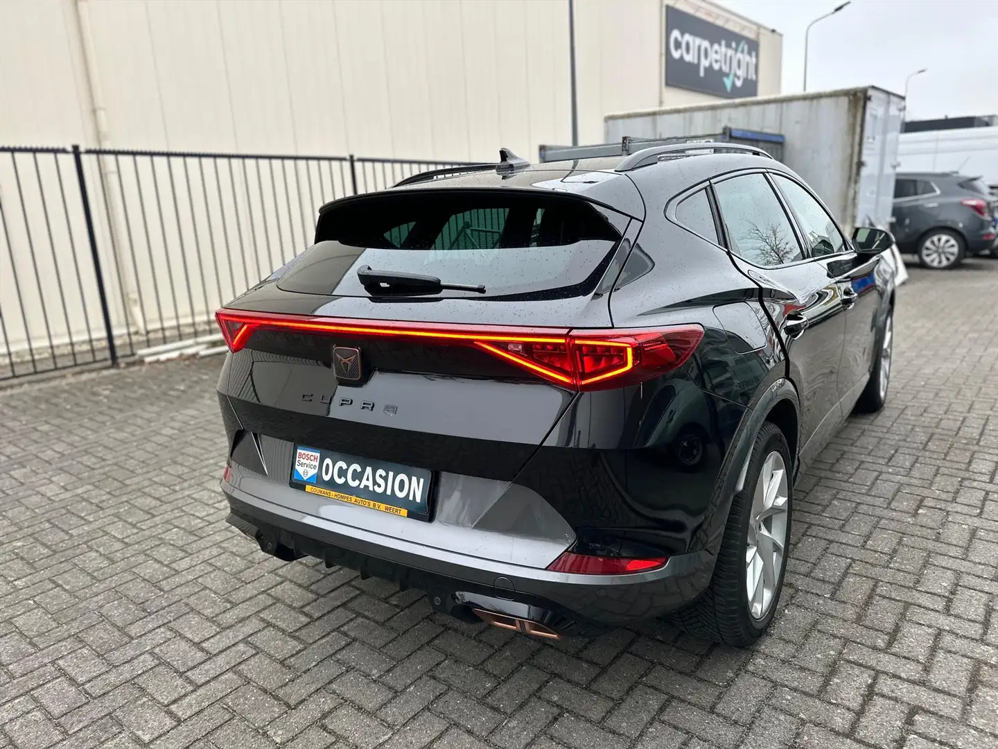 CUPRA Formentor 1.4 e-Hybrid 204pk DSG-6 AUTOMAAT Business edition Zwart - 2
