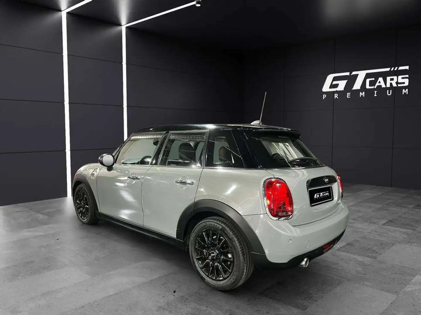 MINI Cooper Berlina 136cv Automático de 5 Puertas Blanco - 2