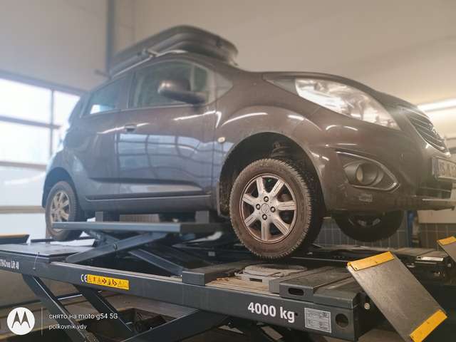 Imagine Alții Шевроле Спарк 300