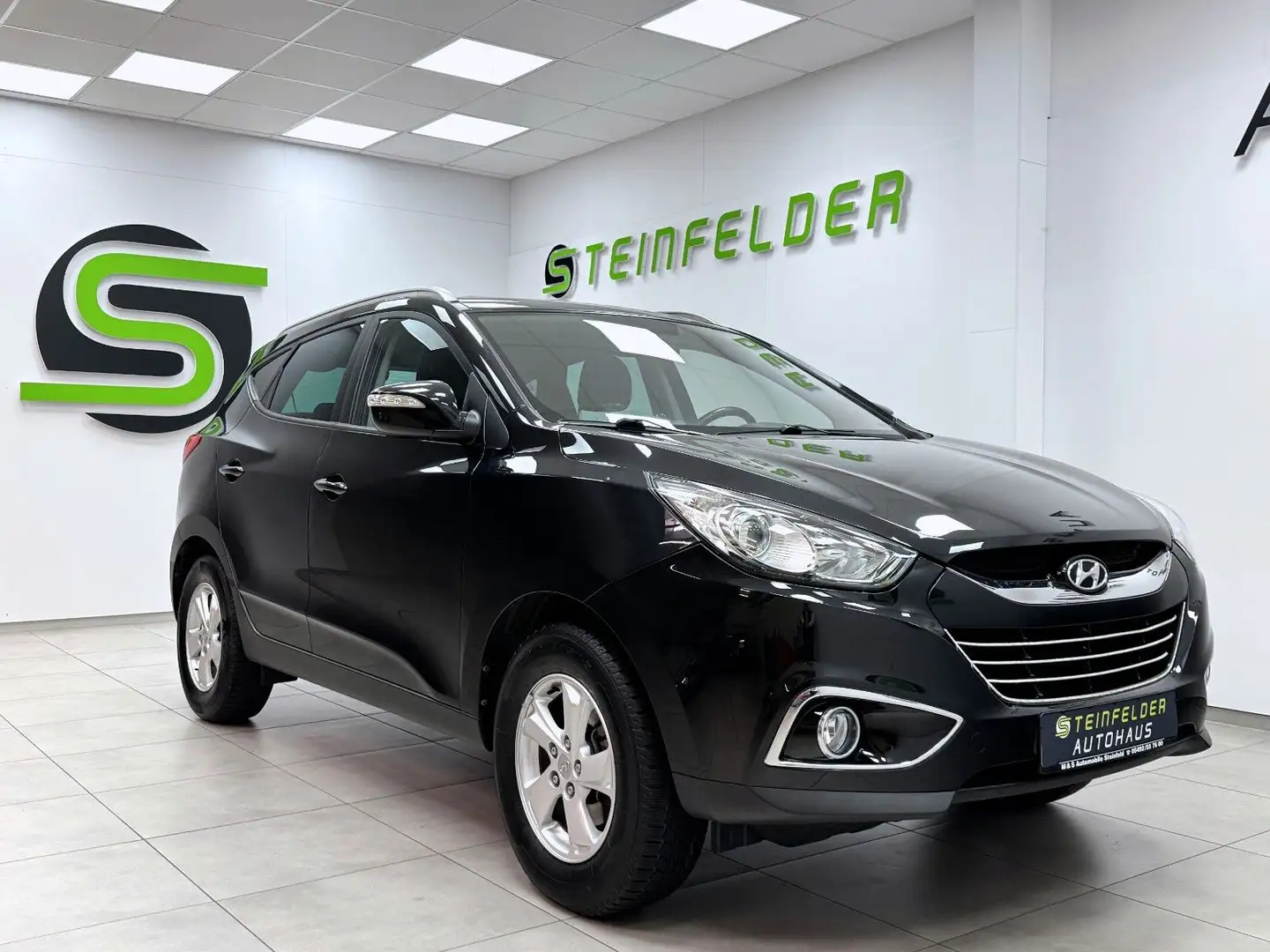 Hyundai iX35 2.0 Style  /  T-LEDER / SHZ / KLIMA Schwarz - 1