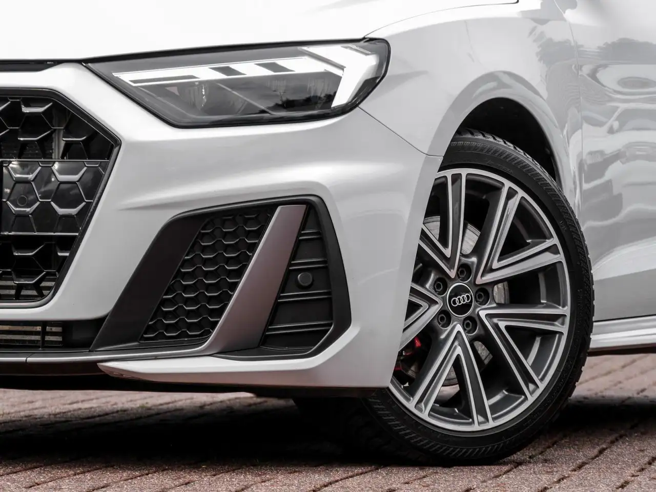 Audi A1 40 2.0 TFSI S line, миниатюра 6