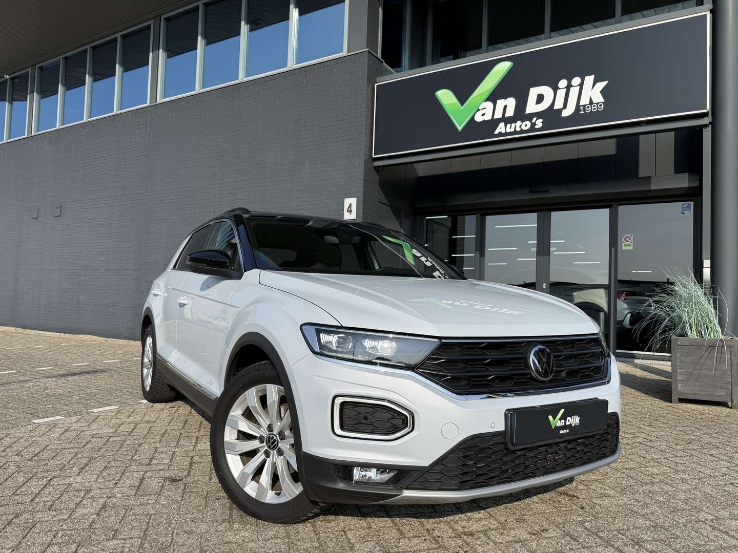 Volkswagen T-Roc nuo 460 €/ mėn Benzinas 2022m. Kita Automatinė