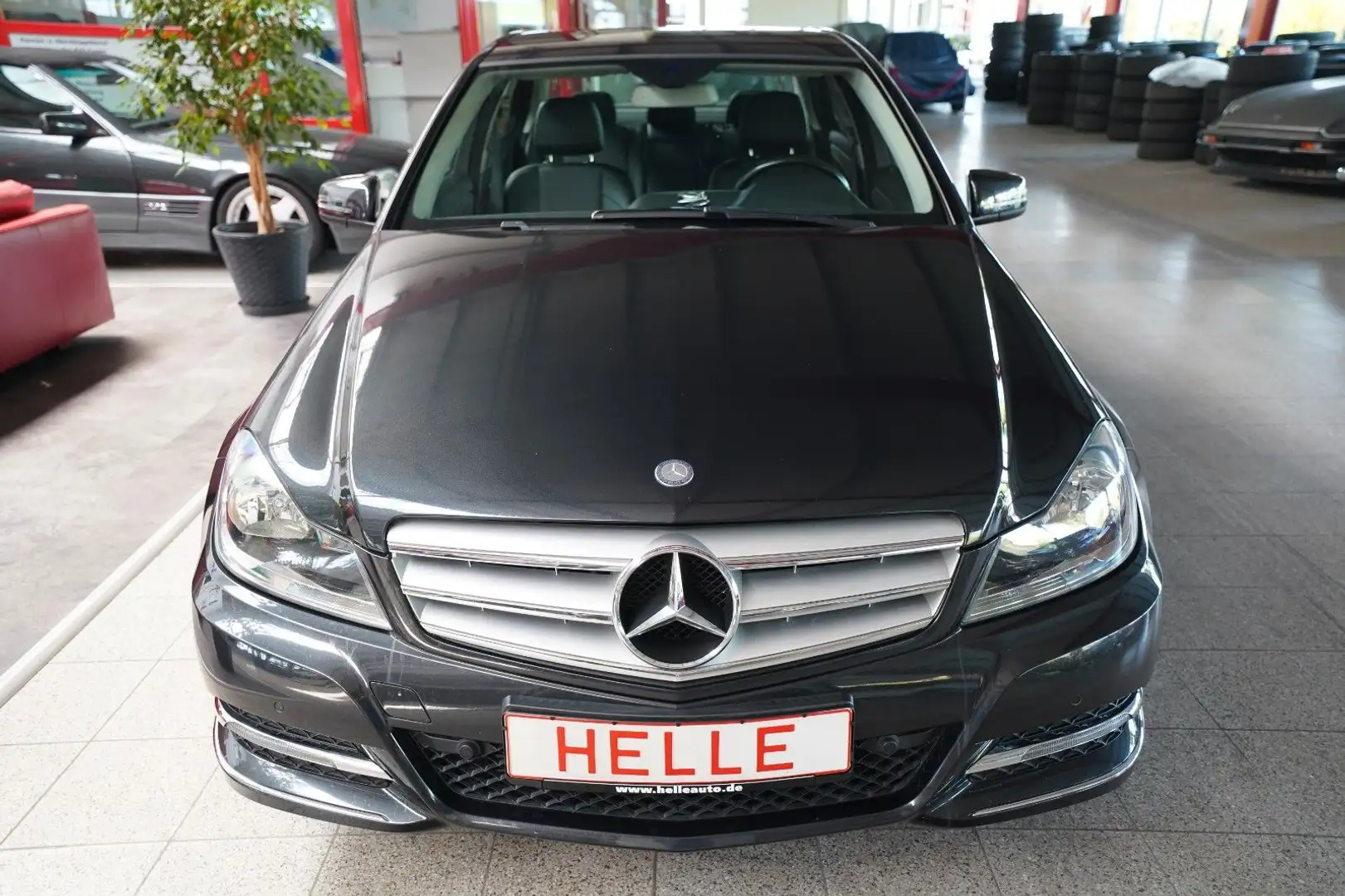 Mercedes-Benz C 180 C-Klasse Lim.C180 BlueEfficiency Avantgard Noir - 2
