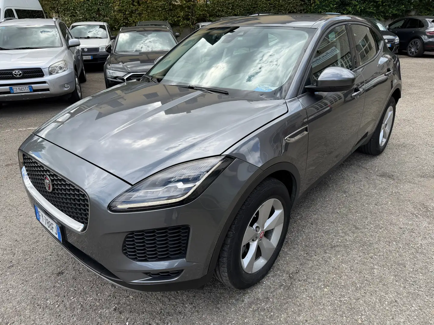 Jaguar E-Pace E-Pace  2.0d i4 awd auto - unico proprietario - Grigio - 2