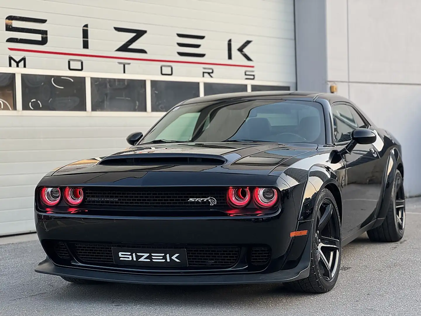 Dodge Challenger 3,6l V6 | SRT HELLCAT WIDEBODY LOOK Schwarz - 1