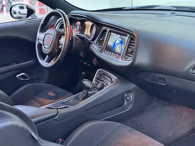 Dodge Challenger 3,6l V6 | SRT HELLCAT WIDEBODY LOOK Ansicht 14