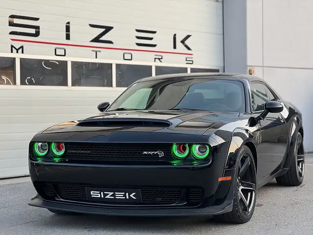 Dodge Challenger 3,6l V6 | SRT HELLCAT WIDEBODY LOOK Ansicht 4