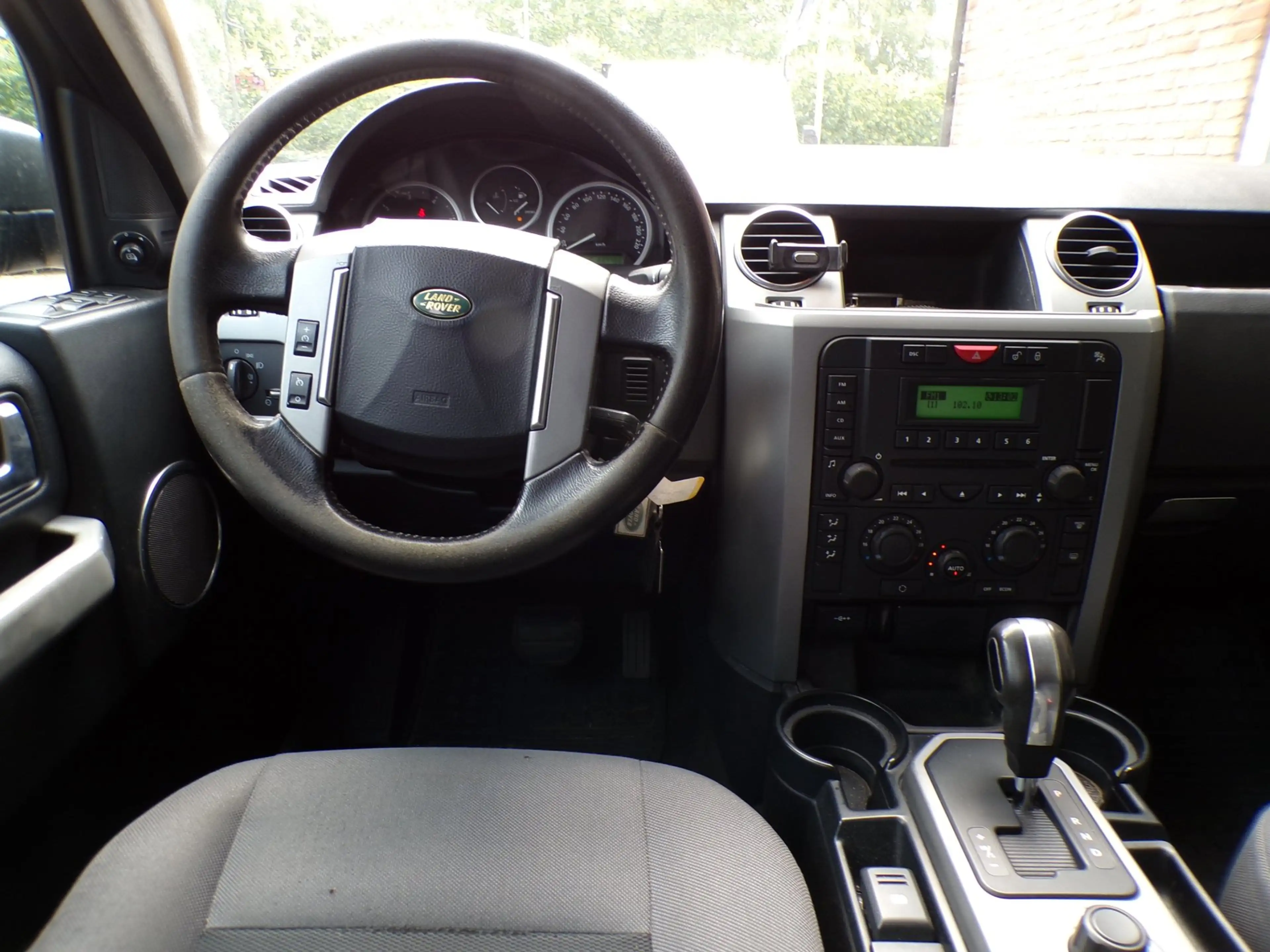 Land Rover Discovery 2.7 TdV6 SE Automaat / Grijs Kenteken — photo 5