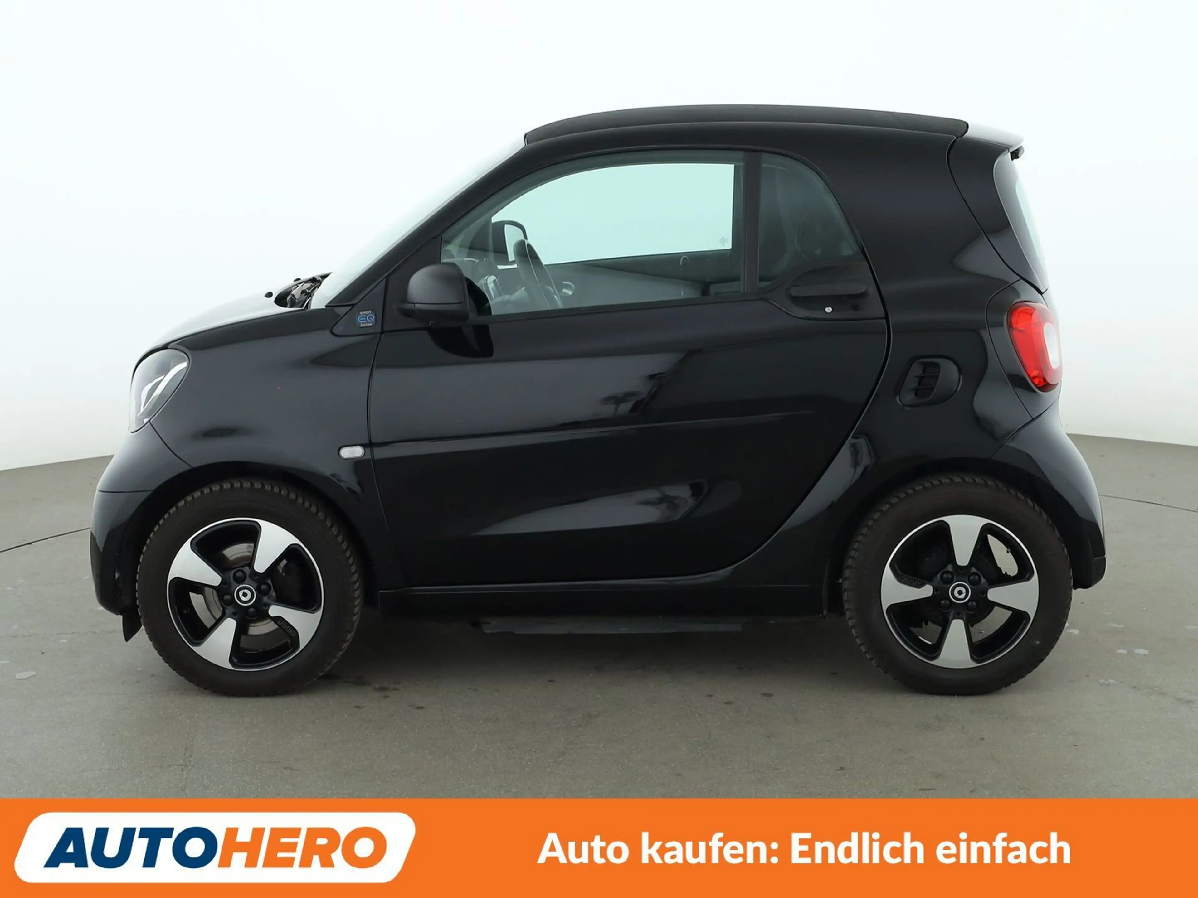 smart forTwo electric drive 60 kW passion Aut.*TEMPO*PDC*SHZ* — photo 3