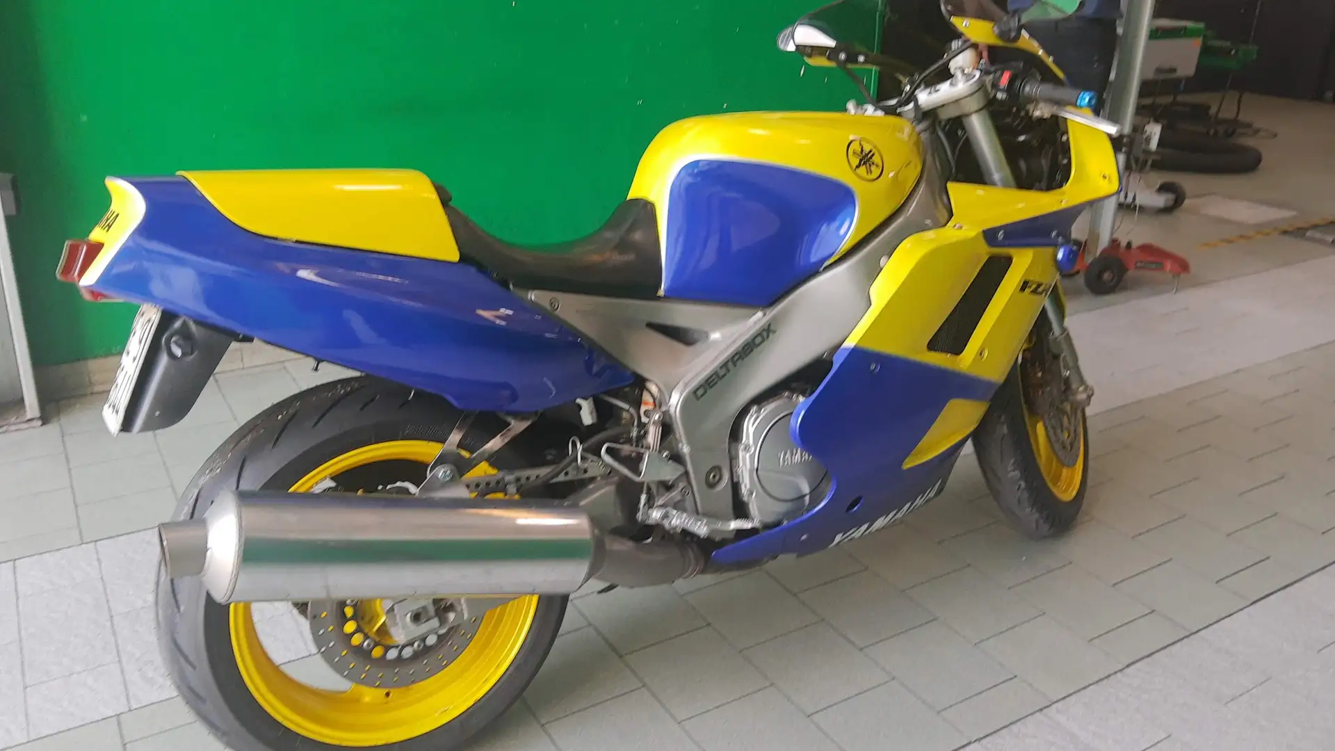 Yamaha FZR 1000 EXUP Geel - 2