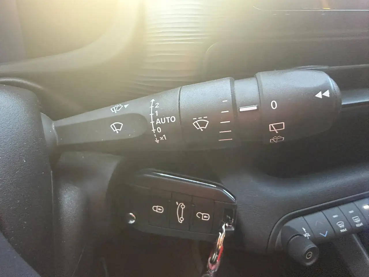 Jeep Avenger 1.2 100 CV LONGITUDE COME NUOVA, миниатюра 21