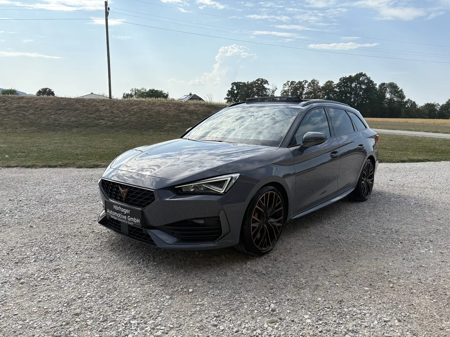 CUPRA Leon VZ 4Drive*Pano*GraphenGrau*Beats*DCC*Verkauft* Grau - 2