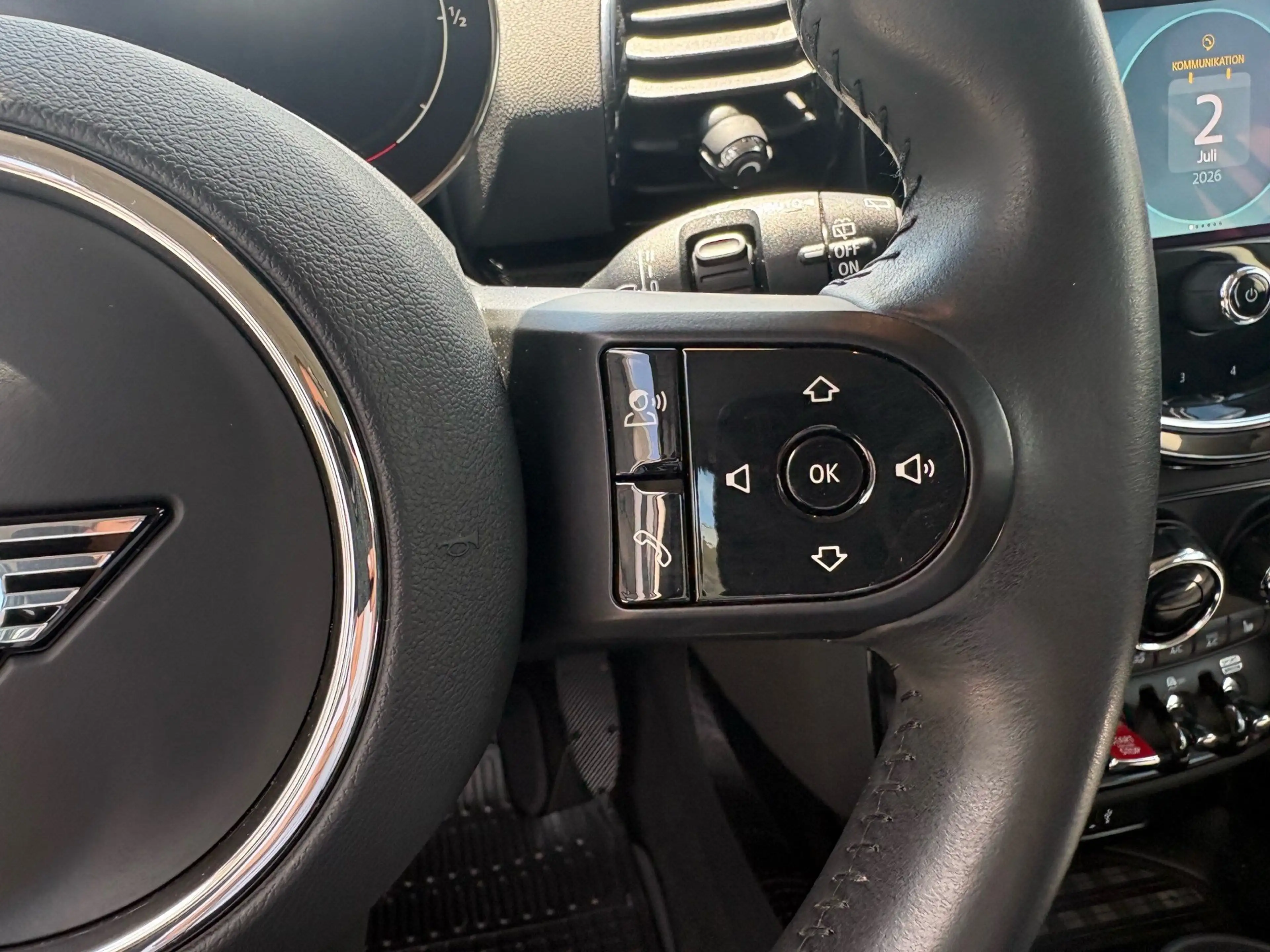 MINI Cooper Clubman Classic Trim LED Tempomat — photo 14