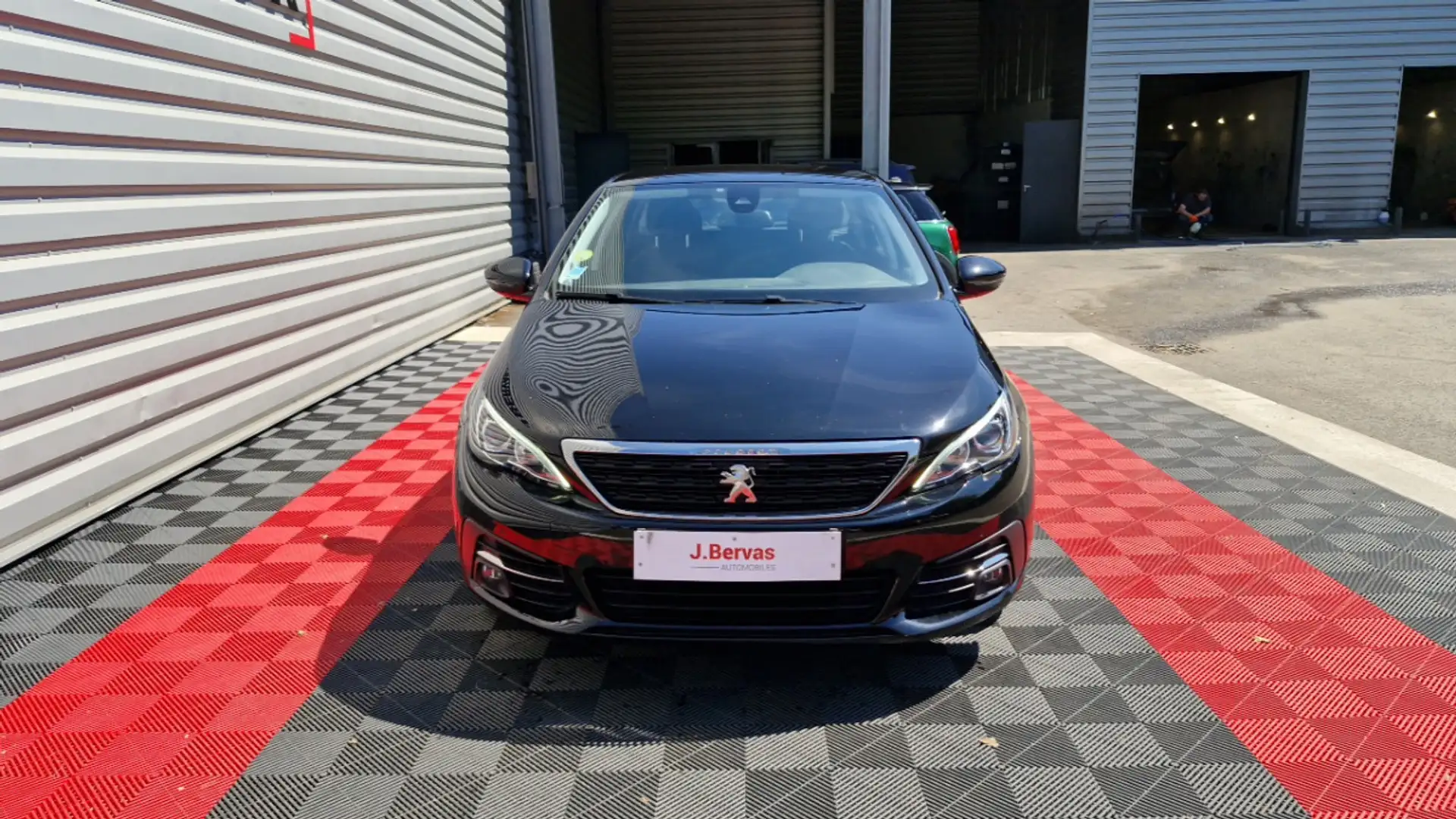 Peugeot bluehdi 130ch ss bvm6 active business Noir - 2