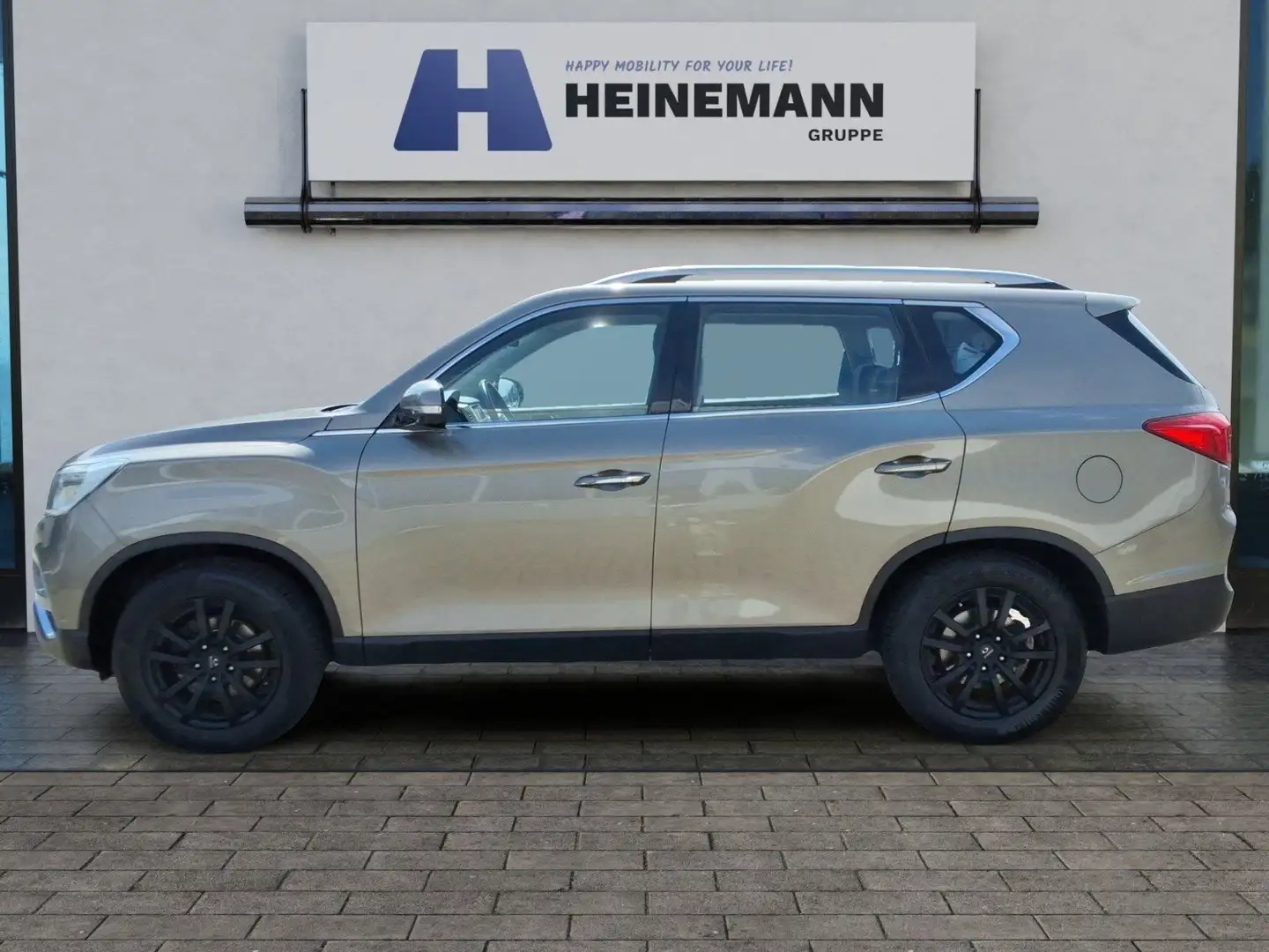 SsangYong Rexton Rexton Crystal 2.2D AT 4WD -3,5t-AHK-KLIMA-WKR- Beige - 2