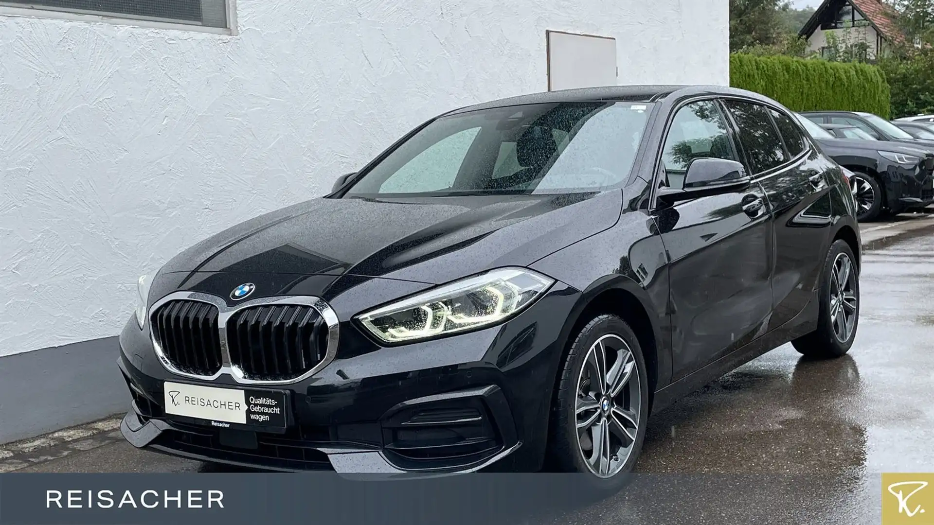 BMW 118 i Sport-Line LCProf FLA Hifi SH Tempomat Schwarz - 1