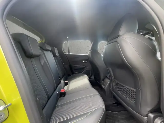 Peugeot 208 view 14