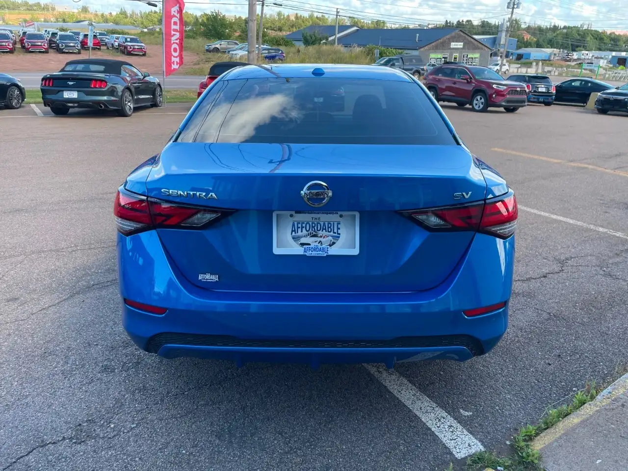 Nissan Sentra снимка Nissan Sentra