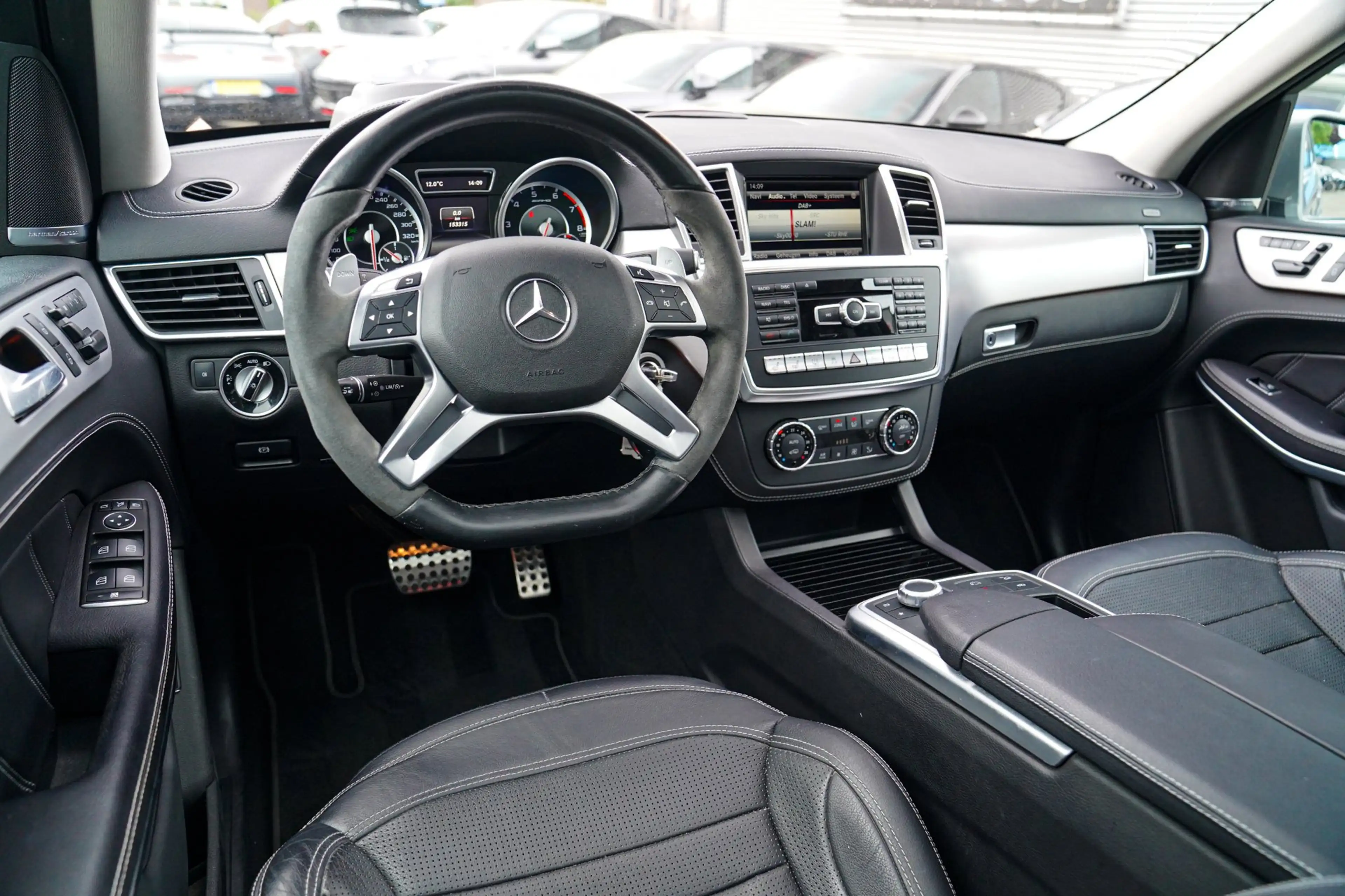 Mercedes-Benz GL 63 AMG 4MATIC - Stoelverwarming/Verkoeling | Elektrische — photo 38